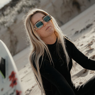 Auras Graphite Frame Grey Polarised Lens